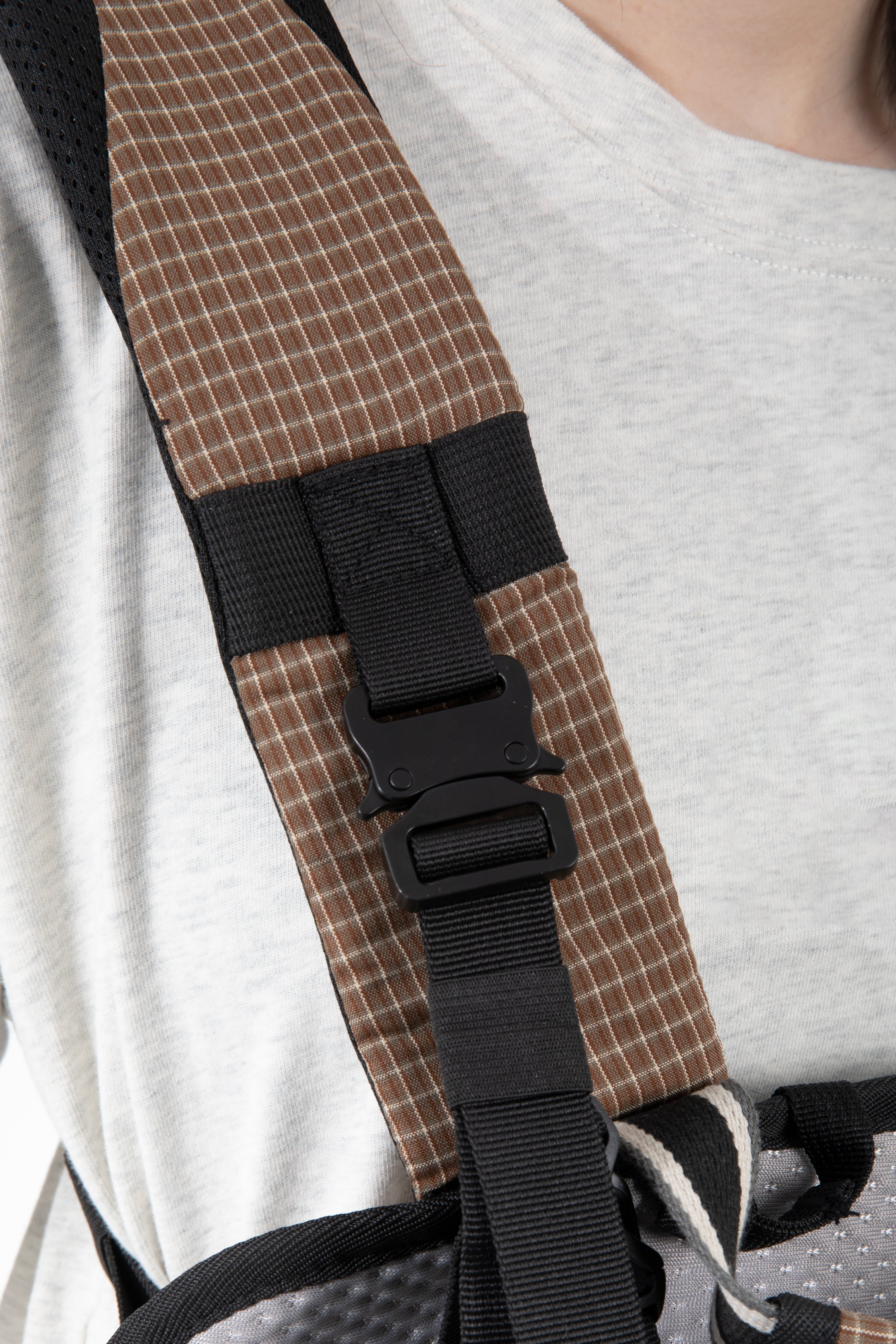(NEW) HiDream Ergonomic Horizontal Pet Carrier Backpack (Ice Silk Edition)